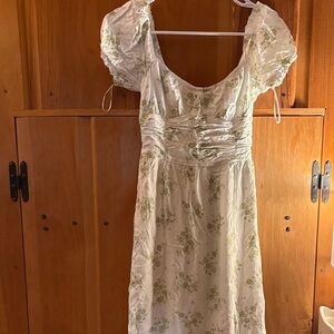 Woman’s Hollister Green Floral Dress